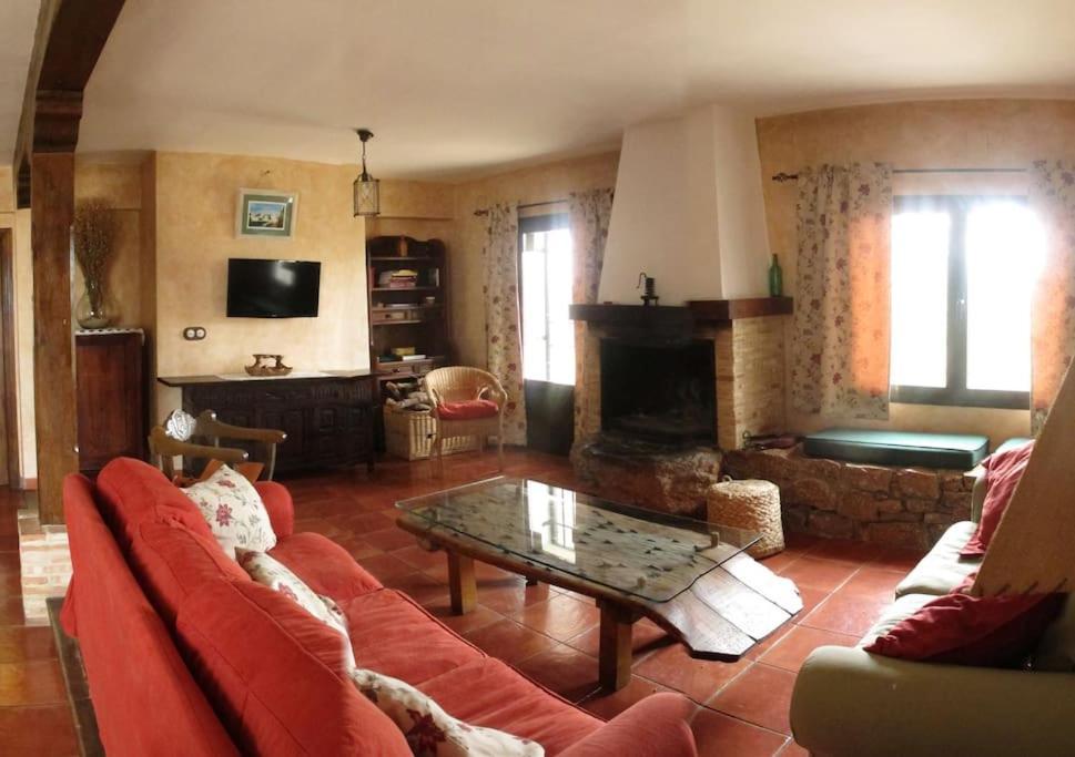 Gran Casa, Lagunas De Ruidera, Bbq, Porche, Chimenea מראה חיצוני תמונה